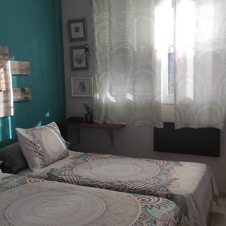 Habitacion Doble Con Aseo Compartido Coria del Río Екстериор снимка